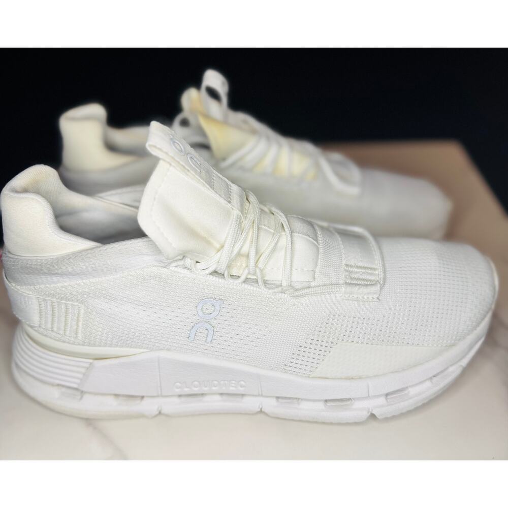 On Cloud Women's Size 7.5 in Excellent Condition!